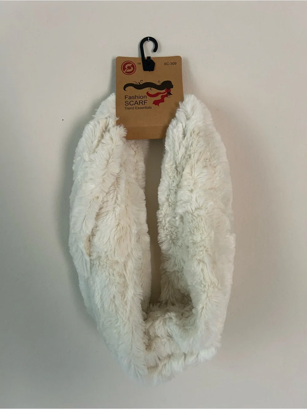 Essentials plush faux
